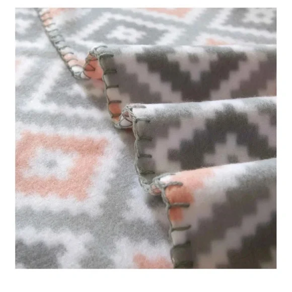 Mainstays Gray and Coral Aztec Fleece Throw - Picture 3 of 6